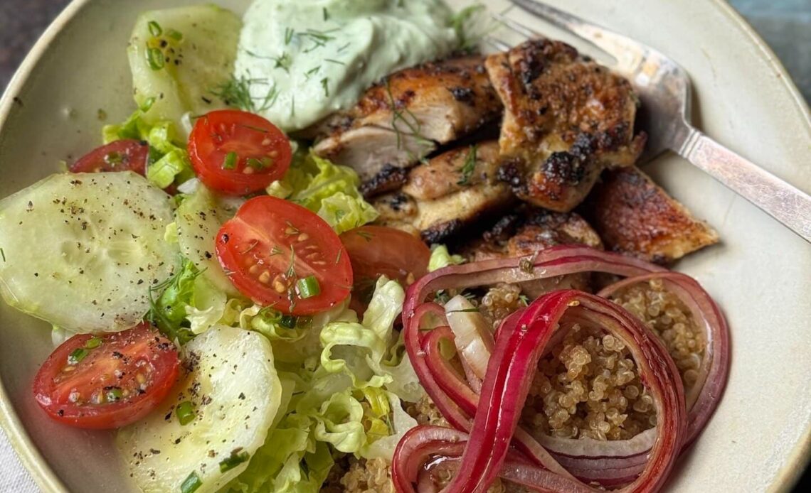 the best Greek Chicken Bowls Recipe
