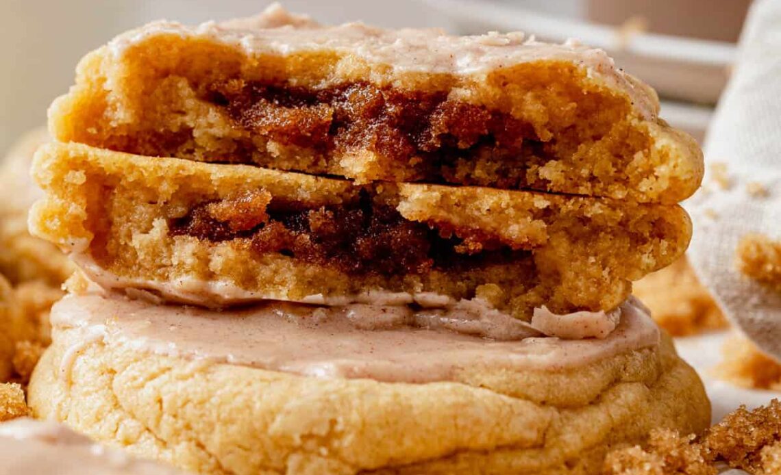 Frosted Brown Sugar Cinnamon Pop Tart Cookies