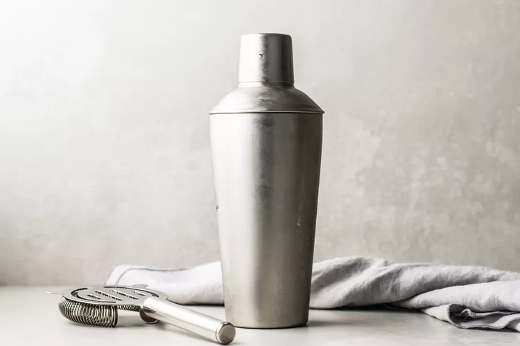 Shake vigorously for about 15 seconds until the mixture is well chilled